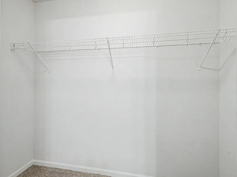 322 E Watson Pl — Photo 21
