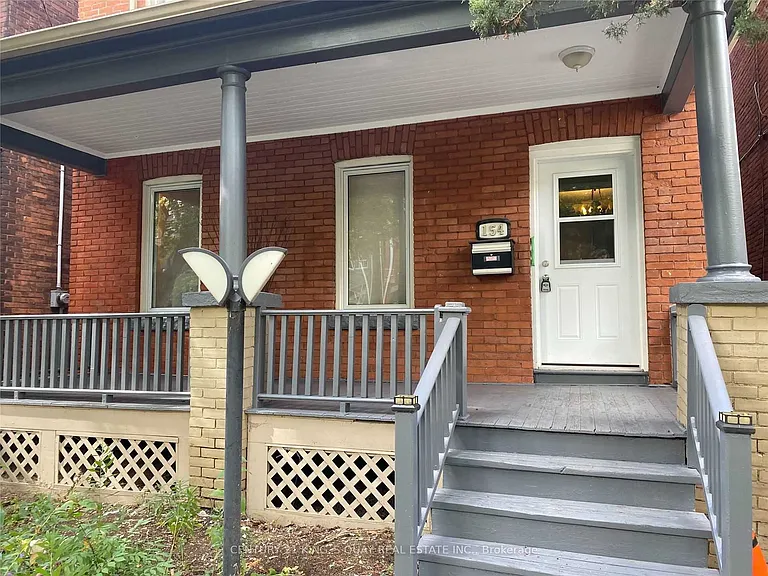 154 Sorauren Ave #3 — Photo 2