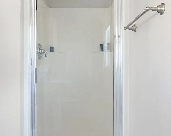 7 Corinne St — Photo 35