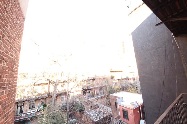 Rented by Bien Realty Ltd | media 36