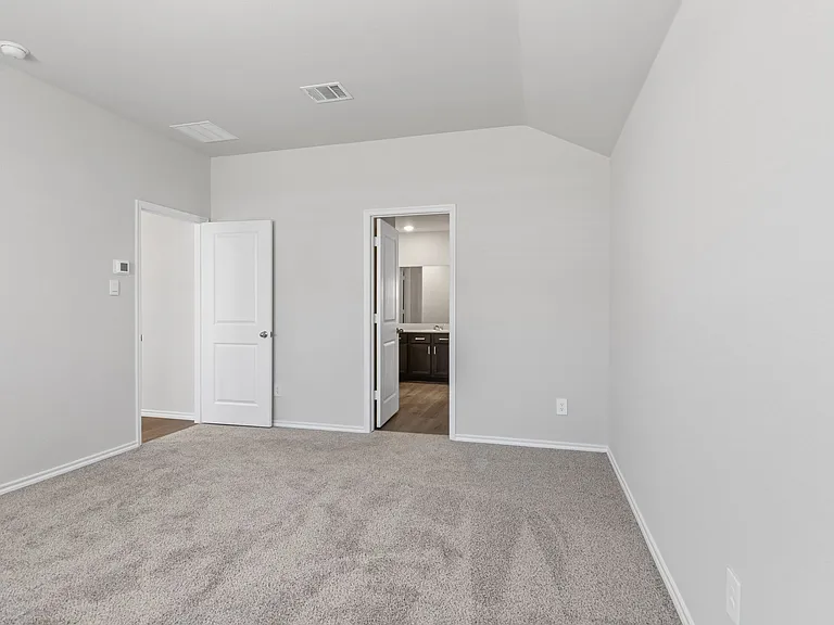 13197 Enclave Pkwy — Photo 33