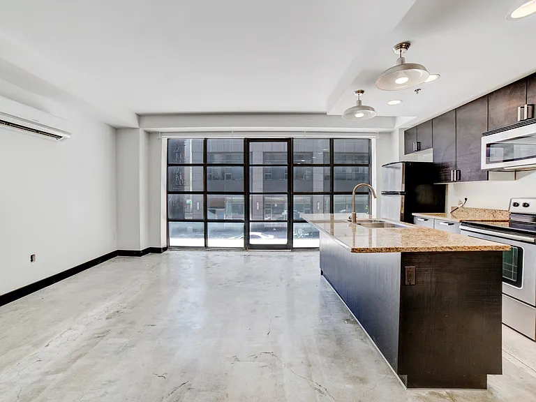 Vandever Lofts — Photo 23