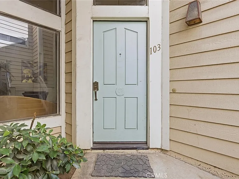 4900 N Grand Ave #103 — Photo 1