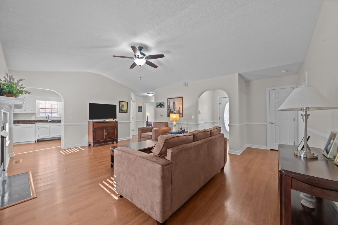 next background image