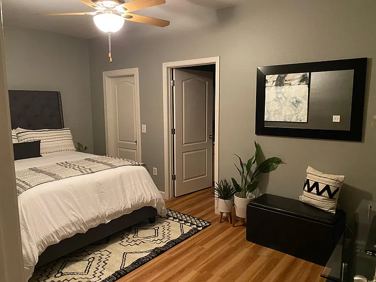 1701 E Colter St #230 — Photo 13