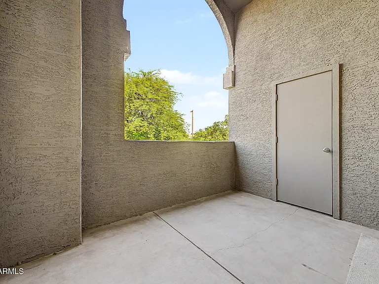 9600 N 96th St #242 — Photo 32