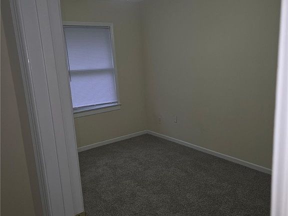 2nd image of 1108 Tiger Blvd