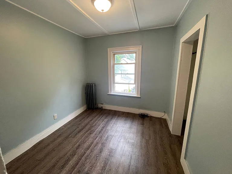 19-21 Pond St — Photo 5