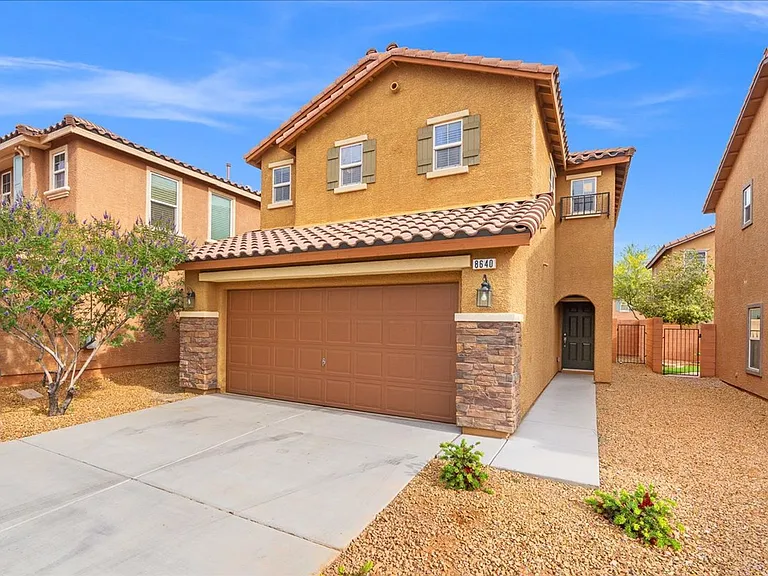 8640 Bella Sparkle Ave — Photo 1