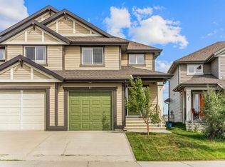 57 SW Sunset Cmn, Cochrane, AB T4C0M1