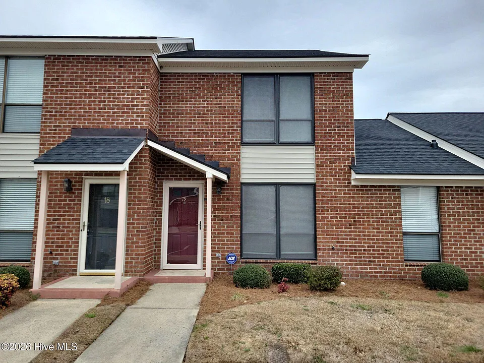 19 Upton Ct