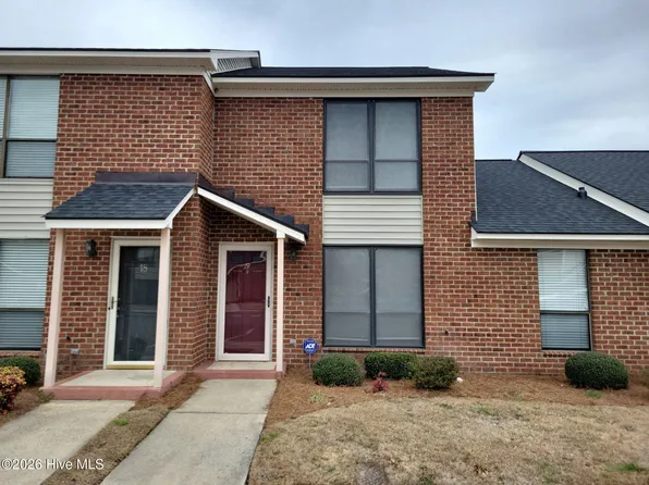 19 Upton Ct, Greenville, NC 27858