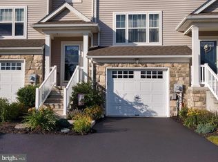 244 Millstone Dr, Mountville, PA 17554