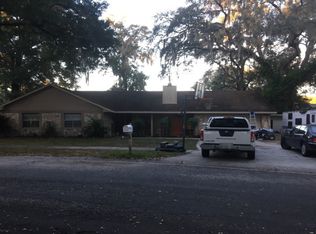 2111 Siloam Springs Dr, Dover, FL 33527