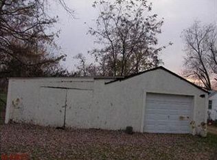 201 S Broadwater St, New Florence, MO 63363