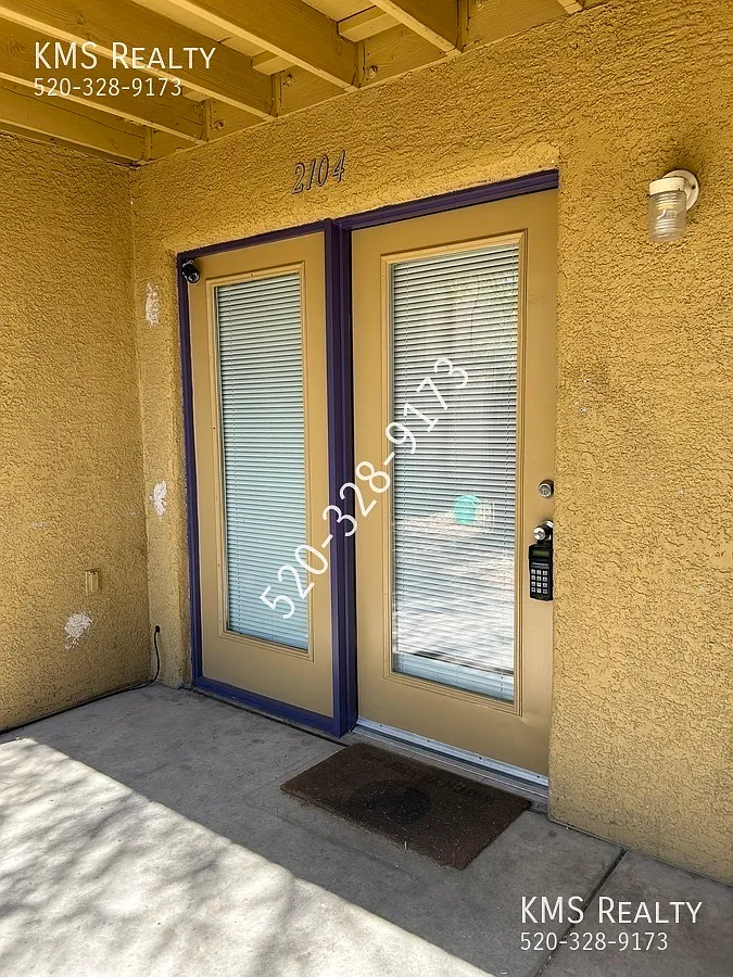 Newly Remodeled Duplex - Owner/Agent — Photo 1