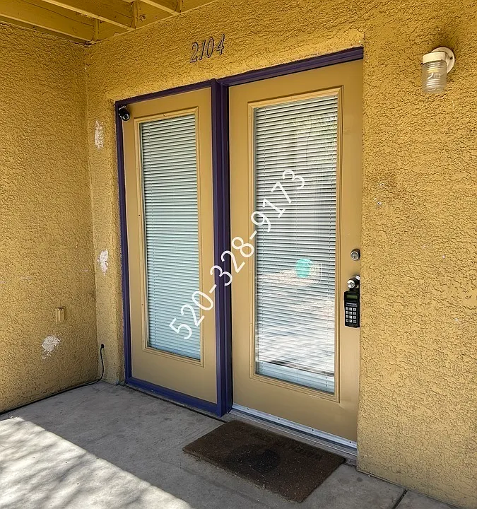 5126 E Bellevue St #2104