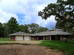 4562 An County Road 404, Palestine, TX 75803