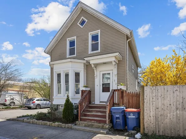 212 Court St, New Bedford, MA 02740