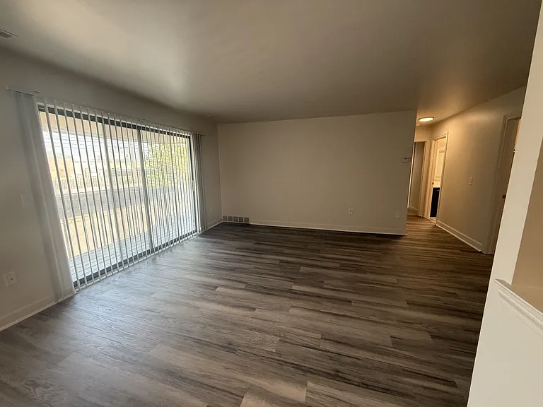 Franklin River Apartments — Photo 89