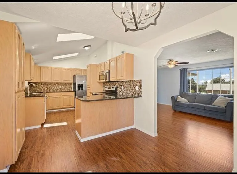 5820 N Moore St — Photo 11