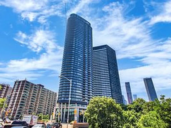 585 Bloor St E, Toronto, ON