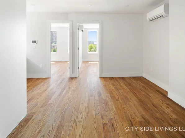 998 Carroll Street image 5 of 13