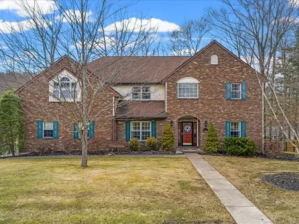 198 Gatewood Blvd, Apalachin, NY 13732