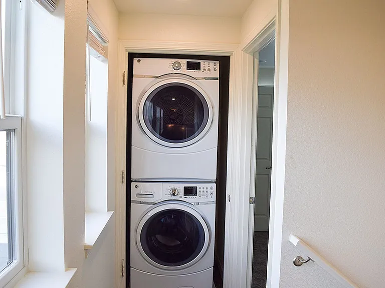 5120 N Lombard St — Photo 60