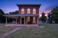 photo property thumbnail