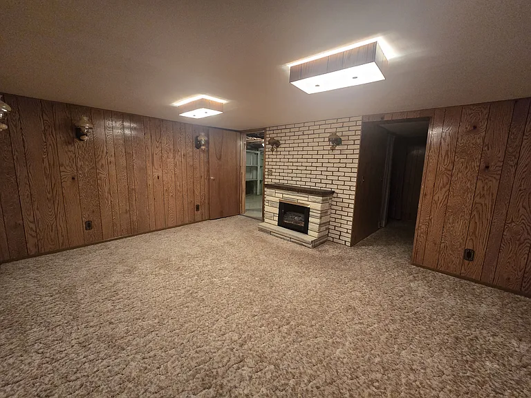 927 Lincoln Ave — Photo 7