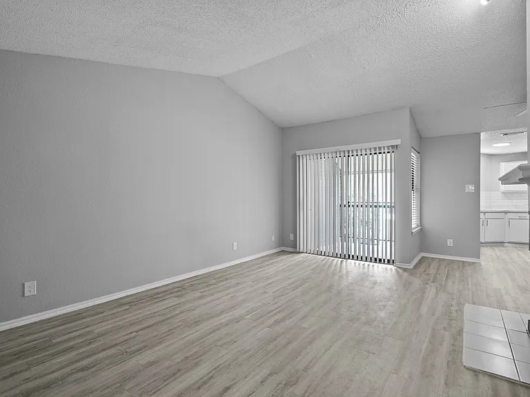 The Azul Apartments — Photo 47