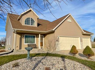 795 Mustang Ln, Fond Du Lac, WI 54935