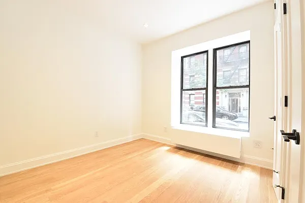 Rented by (Legacy) NY Quality Living Uptown | media 10