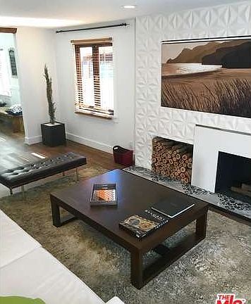 4th image of 5740 Craner Ave