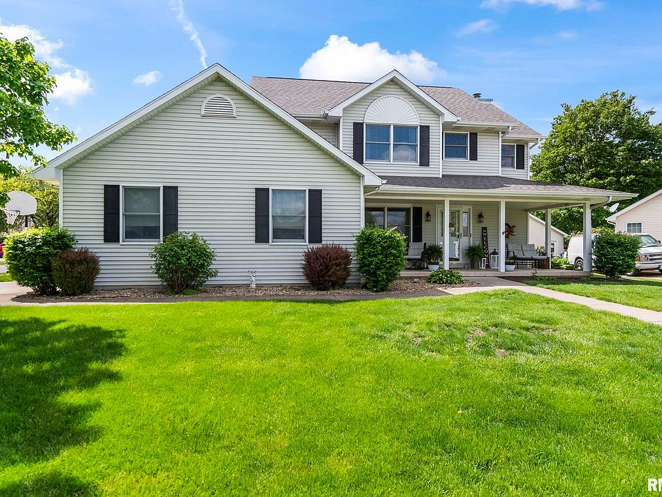 1st image of 116 Cypress Dr
