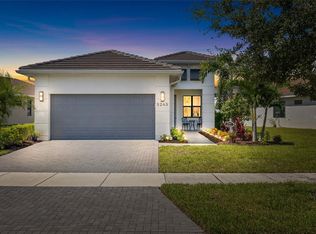 5265 Barnett Cir, Lakewood Ranch, FL 34211