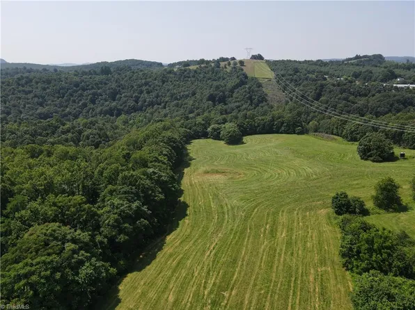 Mount Sinai Rd, Wilkesboro, NC 28697