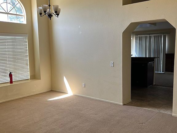 2nd image of 606 Rock Vista Dr Unit A