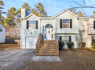 8360 Taylor Rd, Riverdale, GA 30274