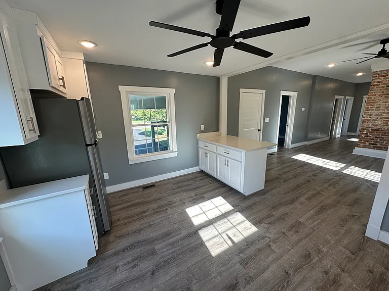 502 Lakeview Ave — Photo 6