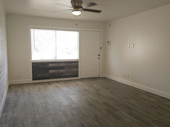 2nd image of 824 E Rose Ln APT 4