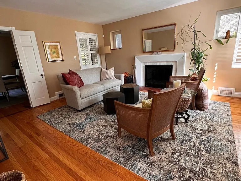 4027 Deepwood Rd — Photo 6
