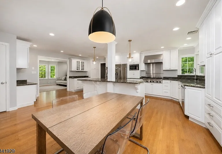 69 Penwood Dr — Photo 13