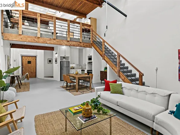 3015 Myrtle St APT 3, Oakland, CA 94608