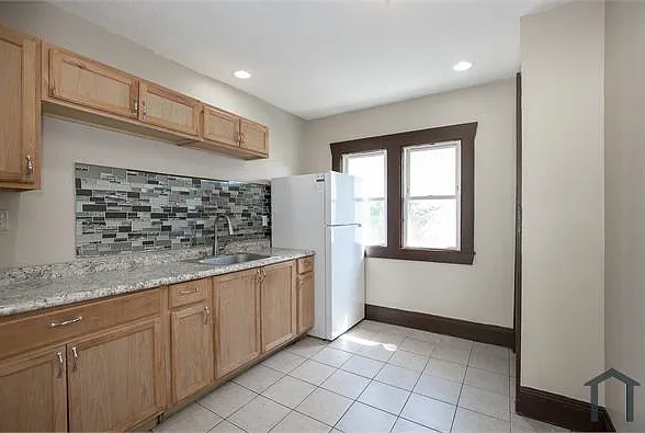 19101 Nitra Ave — Photo 10