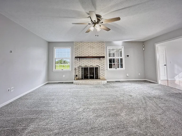 250 Savannah Dr #250 — Photo 19