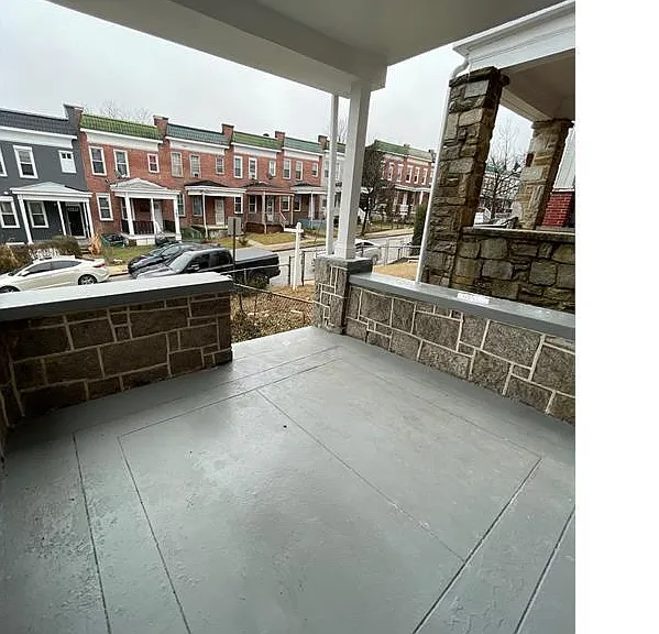 799 Linnard St — Photo 4