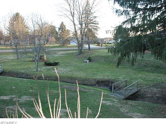 3rd image of 3725 Mill Dr
