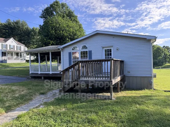 2311 Back Rd, Sharpsburg, MD 21782